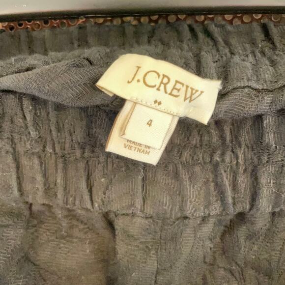 J Crew Size 4 Black Floral Design Shorts - Picture 3 of 6